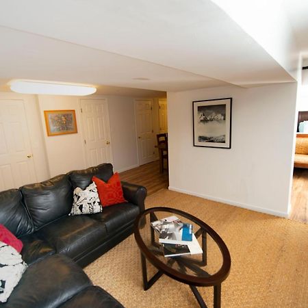2 Bedroom By Zoo, Metro, Park And Embassies In Forest Hills - Best Location Вашингтон Екстериор снимка